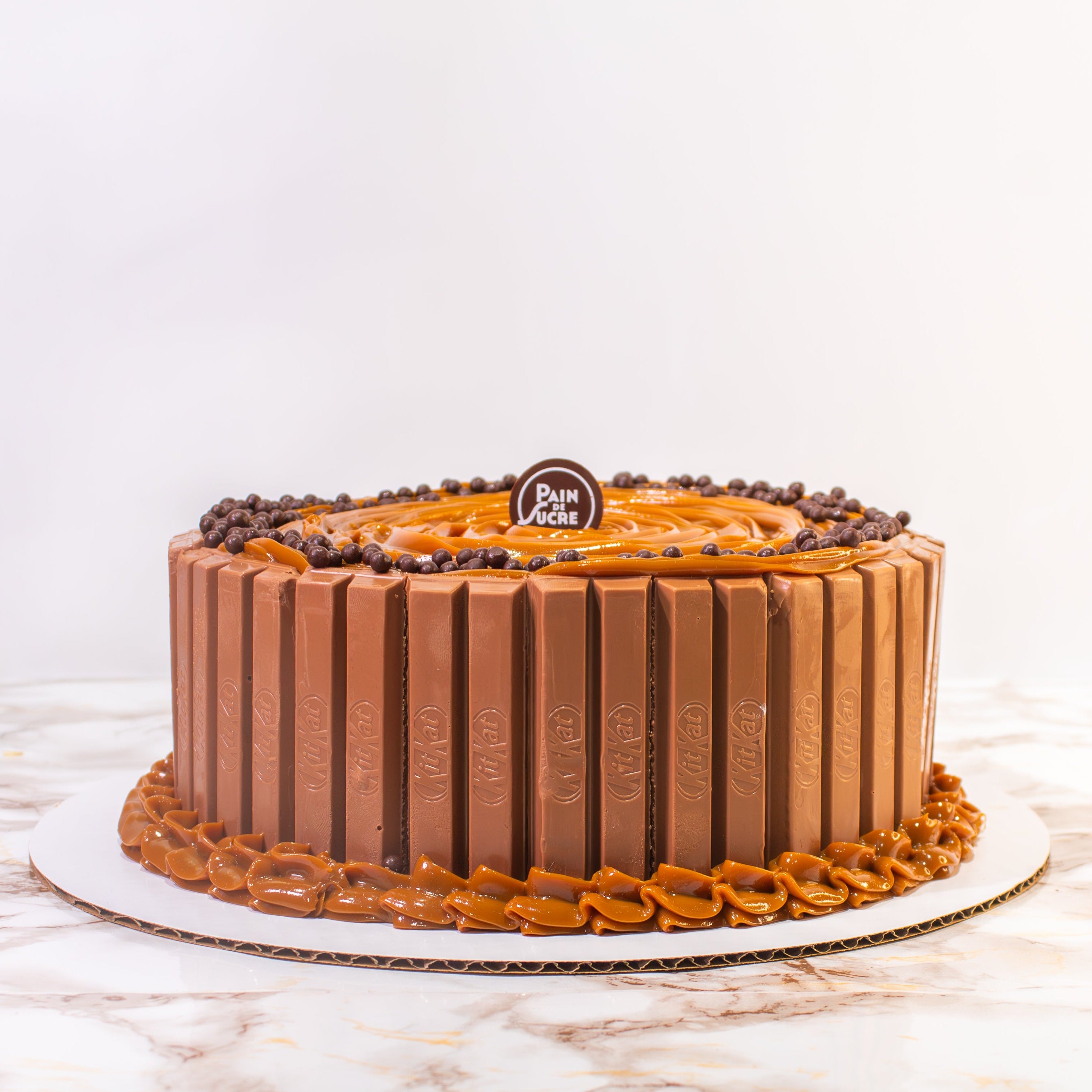 Kitkat, Ferrero Rocher & Dulce de Leche Cake